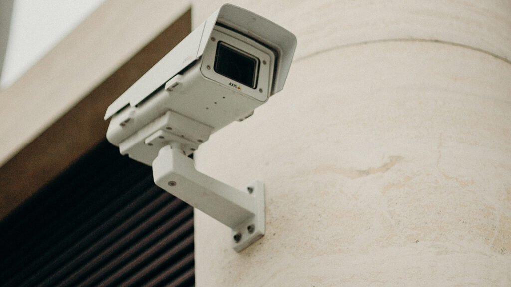 התקנת מצלמות אבטחה בקרית אונו