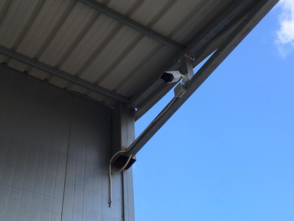 התקנת מצלמות אבטחה במפעל